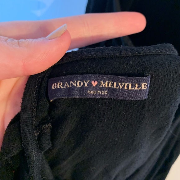 🌵2/$20🌵 Brandy Melville tie-up halter top - Picture 4 of 4